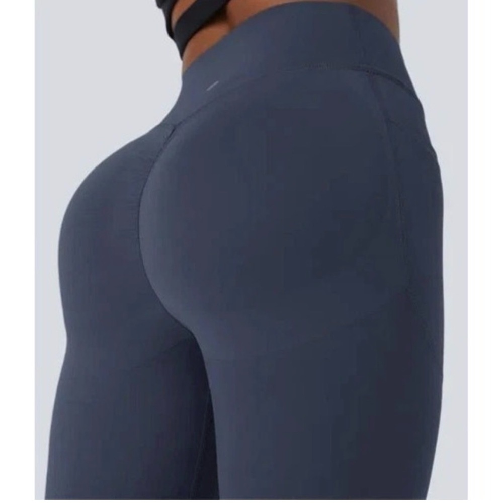 NWT HALARA Blue, Butt Scrunch, Tummy Control High-Waist 7/8 Performance Leggings